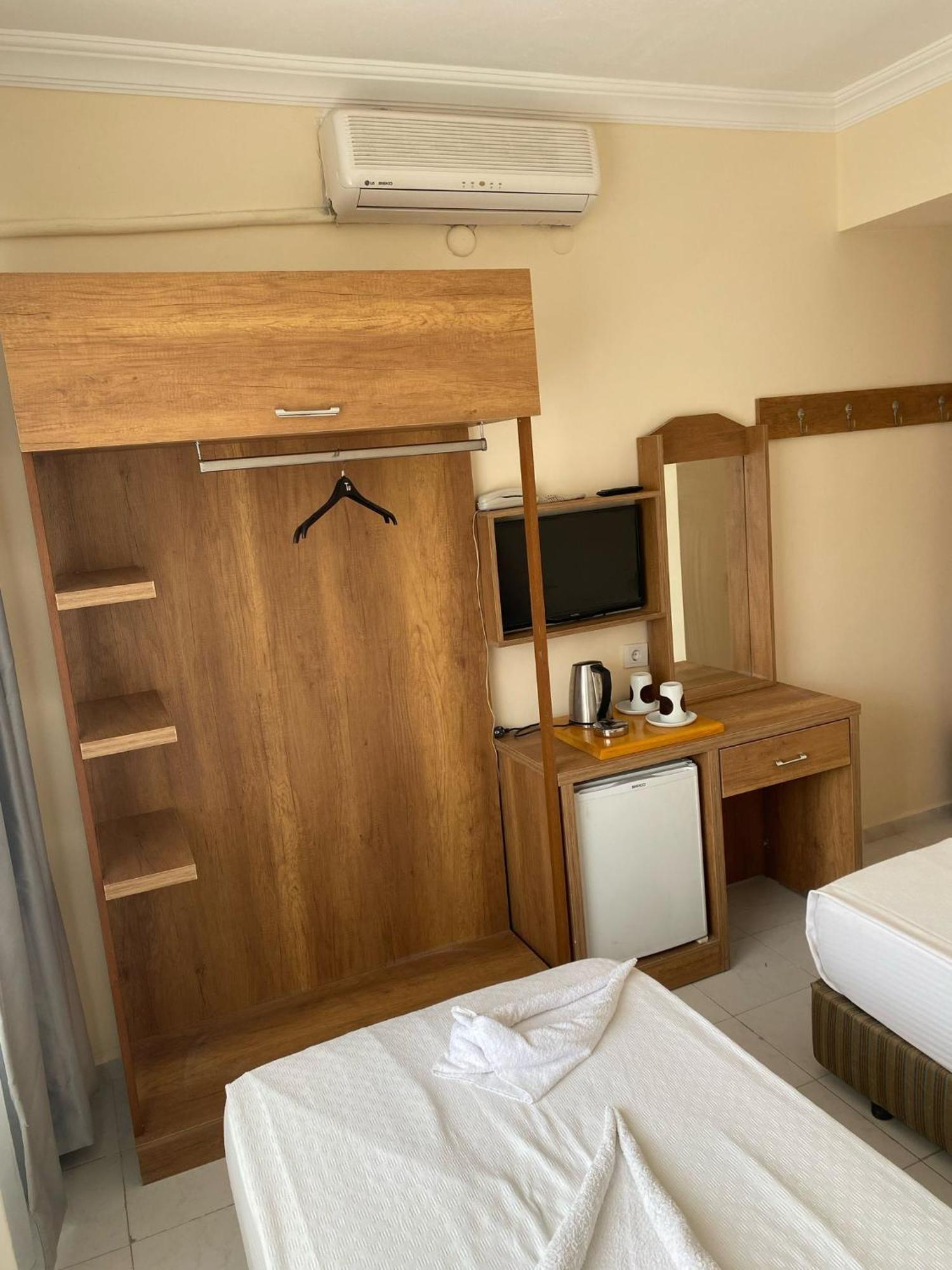 Dilhan Hotel Мармарис Екстер'єр фото